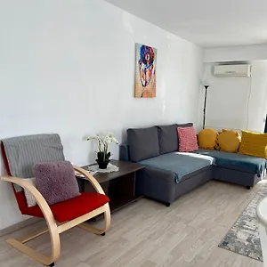 Appartamento Fly Airport Residences & Therme-self Check-in, Otopeni